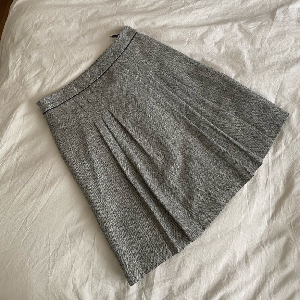 Banana Republic herringbone wool skirt